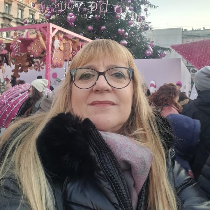 Miriam, 56 anni (Mi)